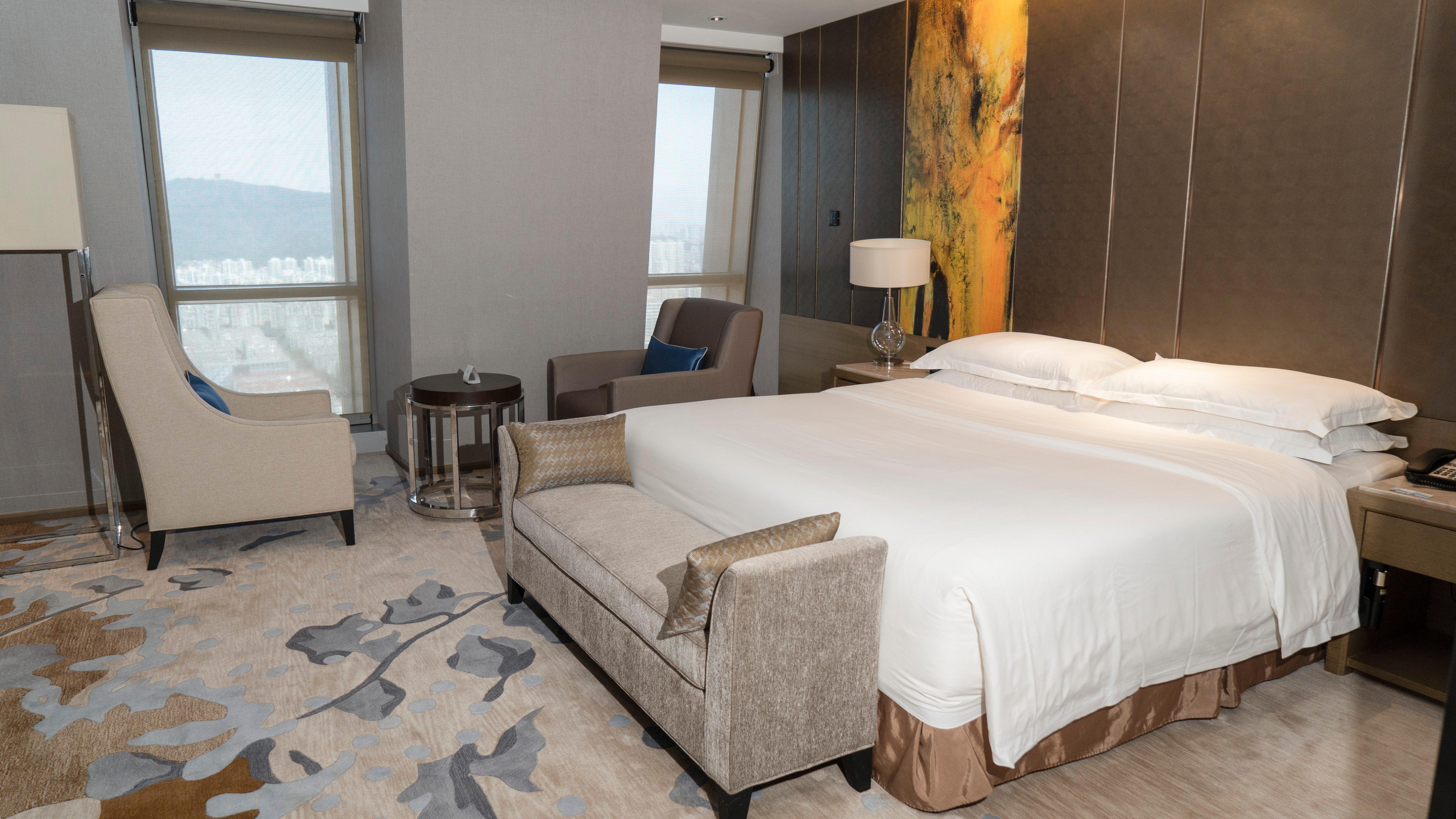 Crowne Plaza Wuxi Taihu By Ihg Hotel Exterior photo