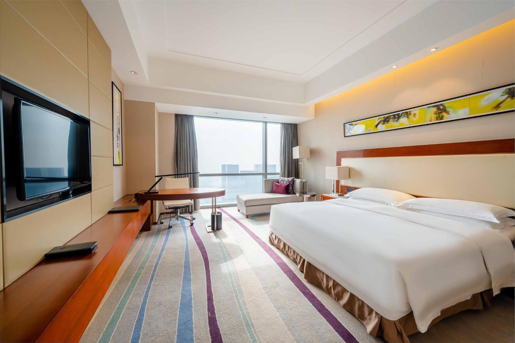Crowne Plaza Wuxi Taihu By Ihg Hotel Exterior photo