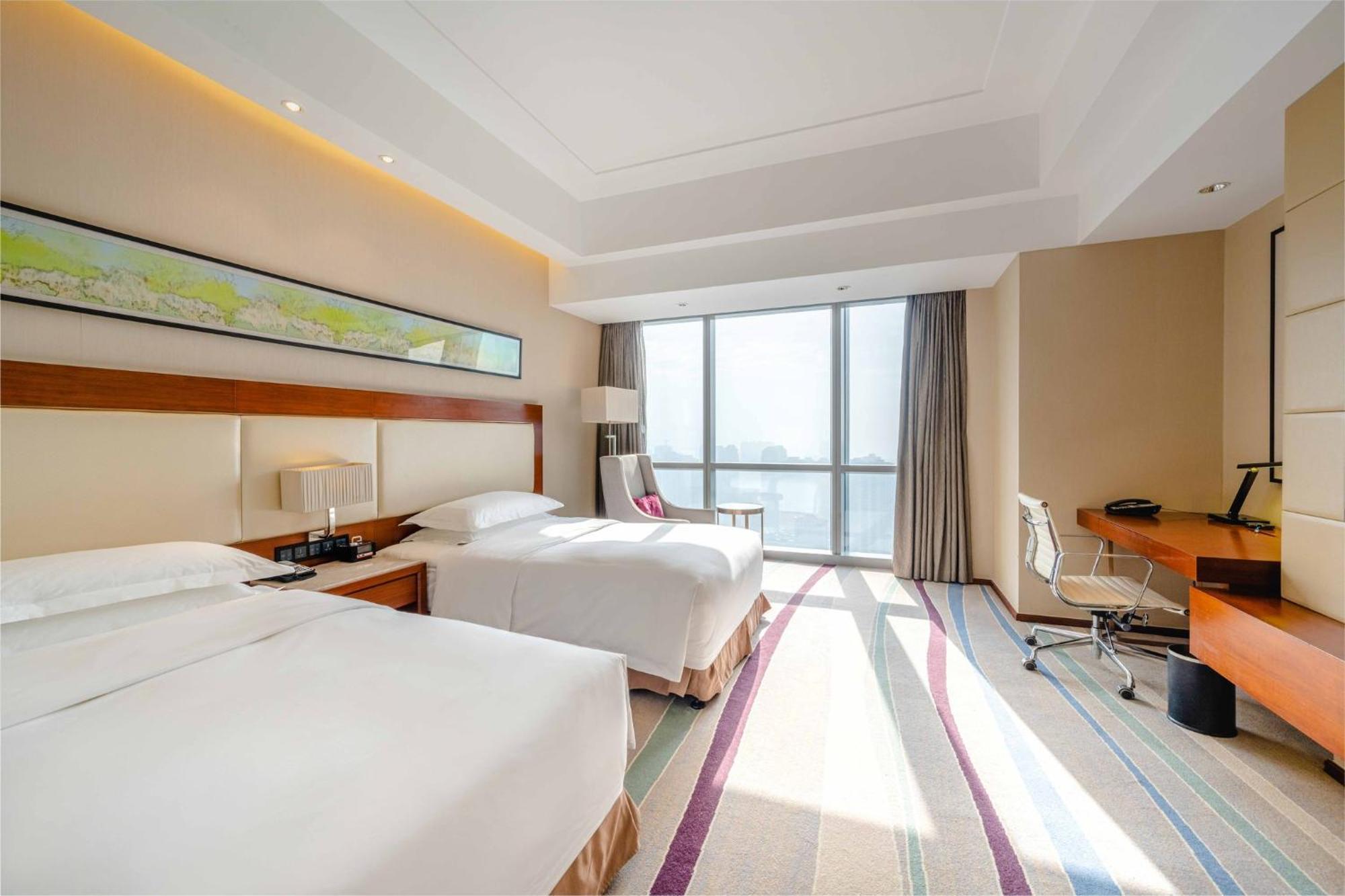 Crowne Plaza Wuxi Taihu By Ihg Hotel Exterior photo